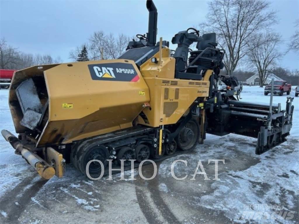CAT AP555F Ψεκαστήρες ασφάλτου