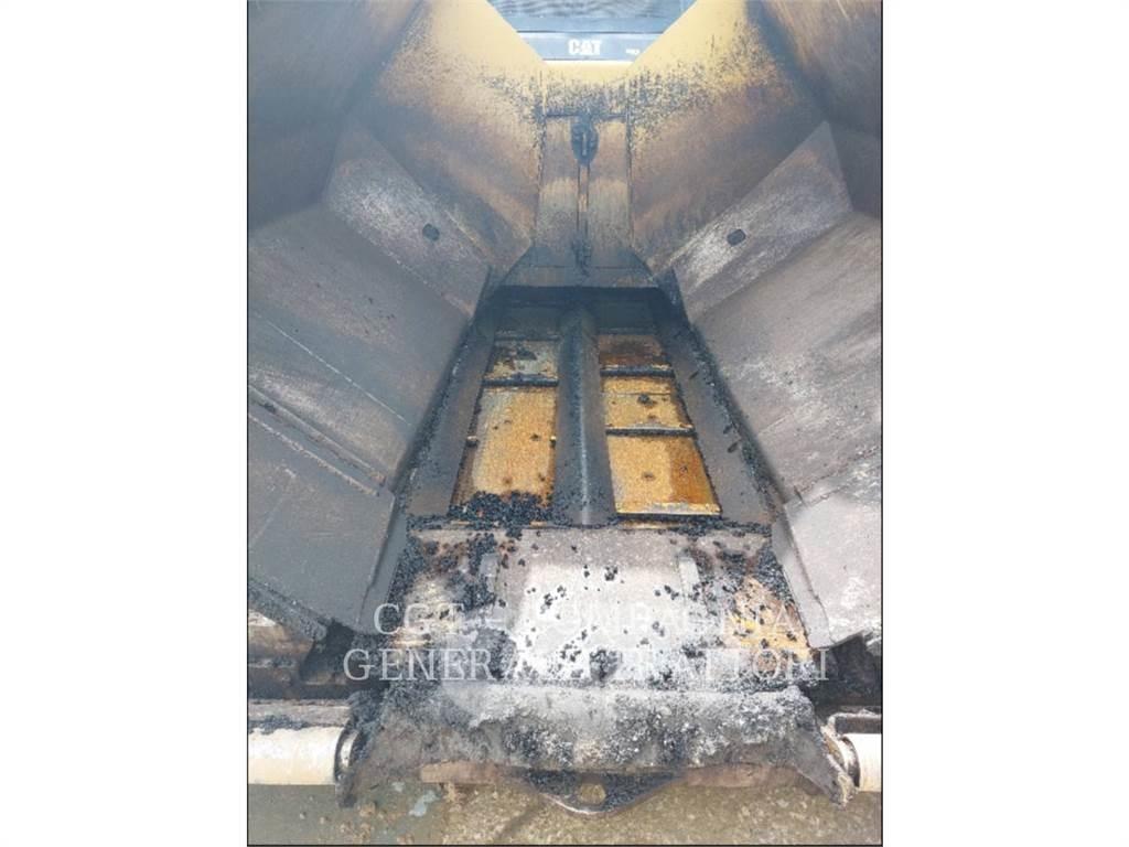 CAT AP600F Επίστρωση ασφάλτου