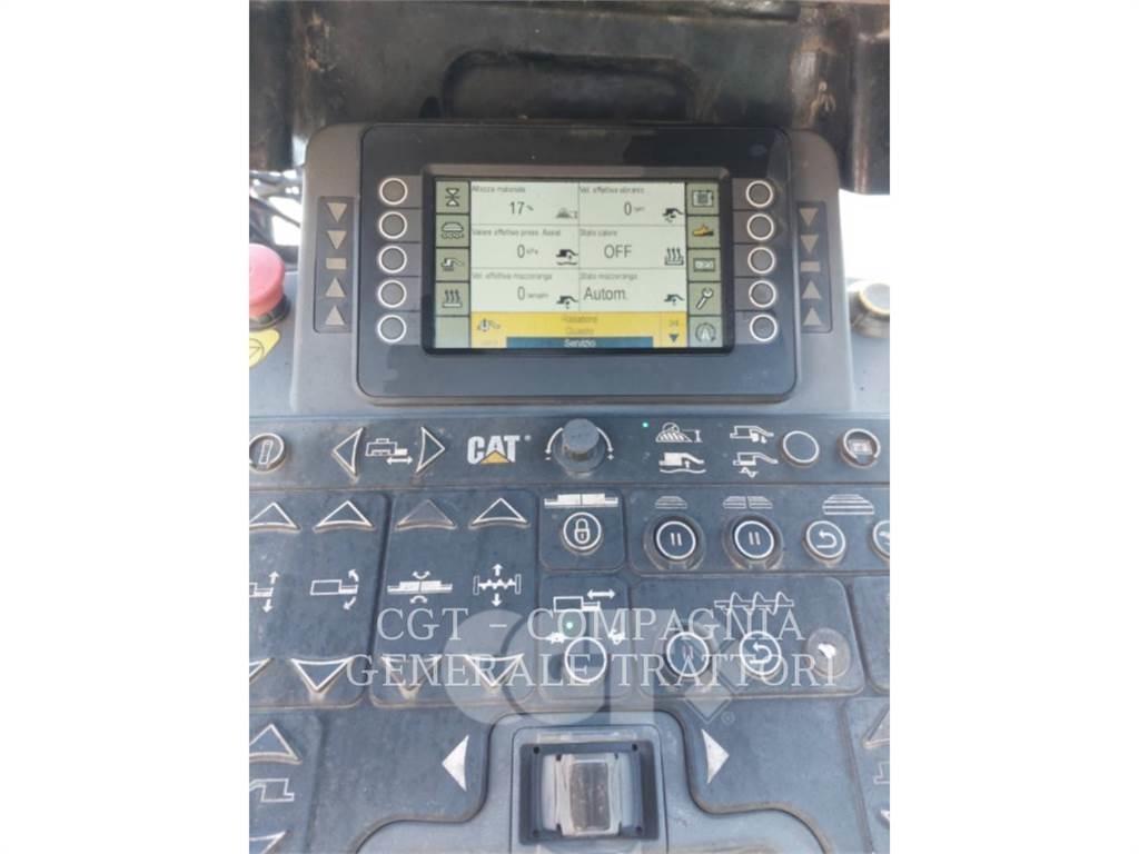 CAT AP600F Επίστρωση ασφάλτου
