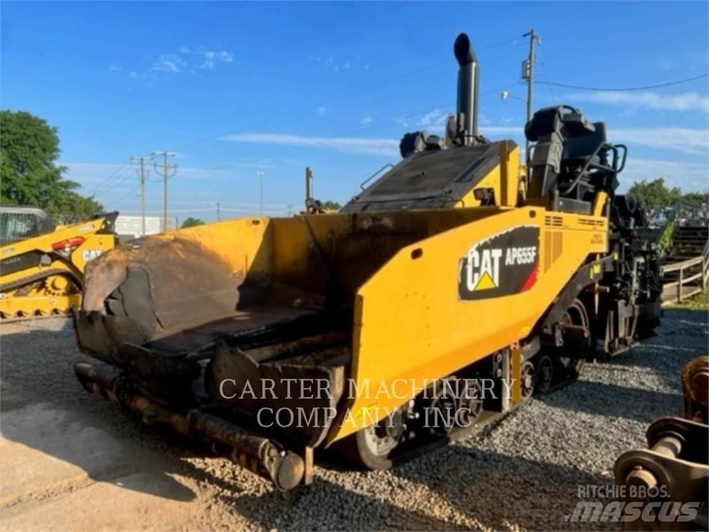 CAT AP655F Επίστρωση ασφάλτου