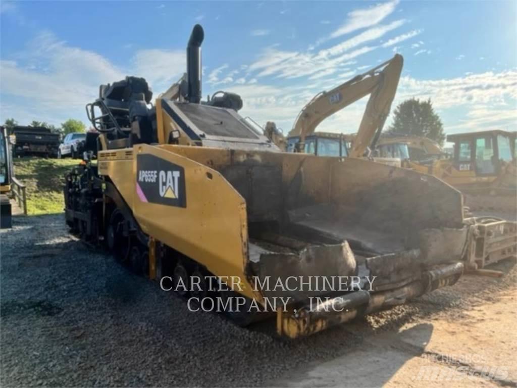 CAT AP655F Επίστρωση ασφάλτου