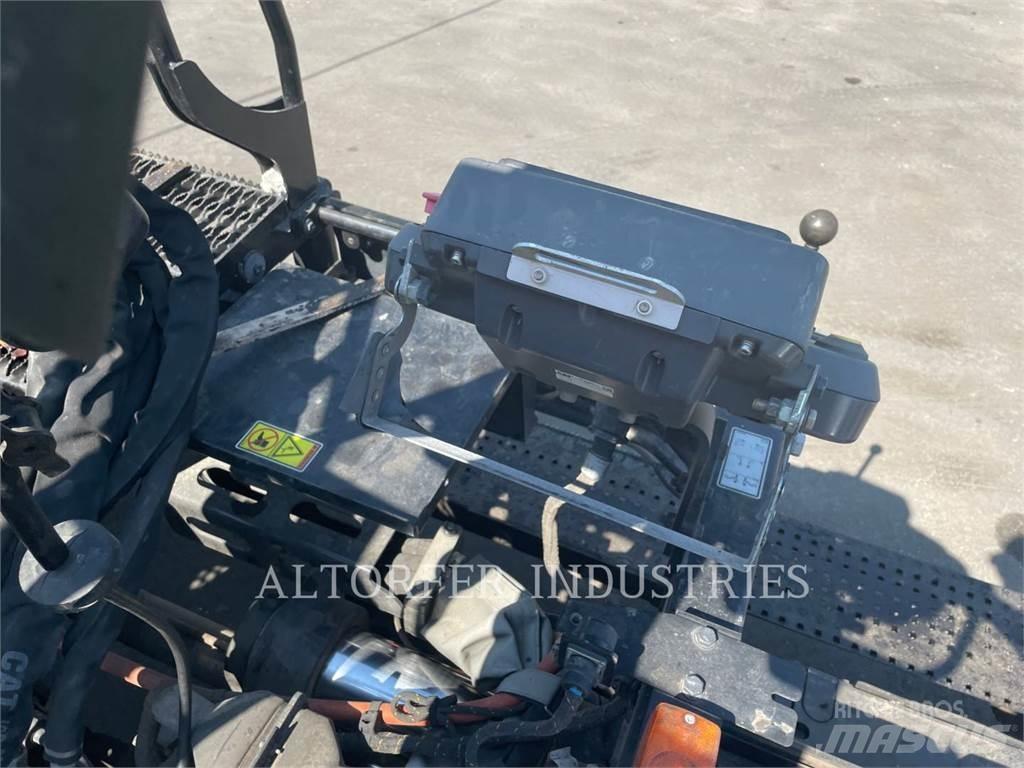 CAT AP655F Επίστρωση ασφάλτου
