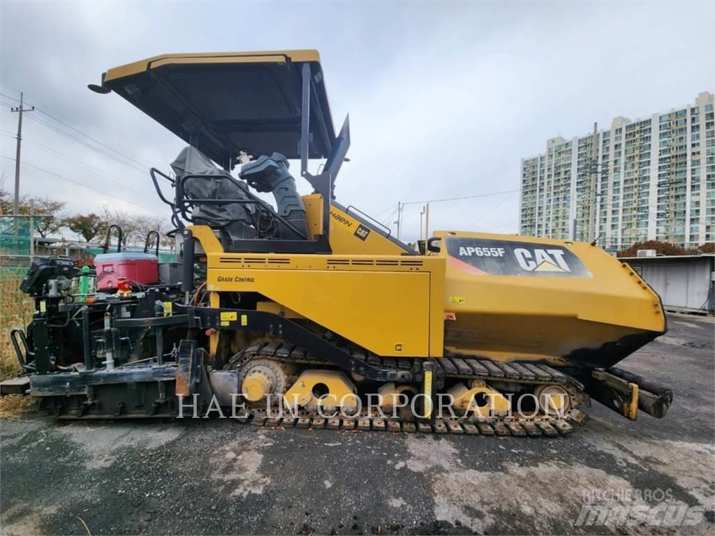 CAT AP655F Επίστρωση ασφάλτου