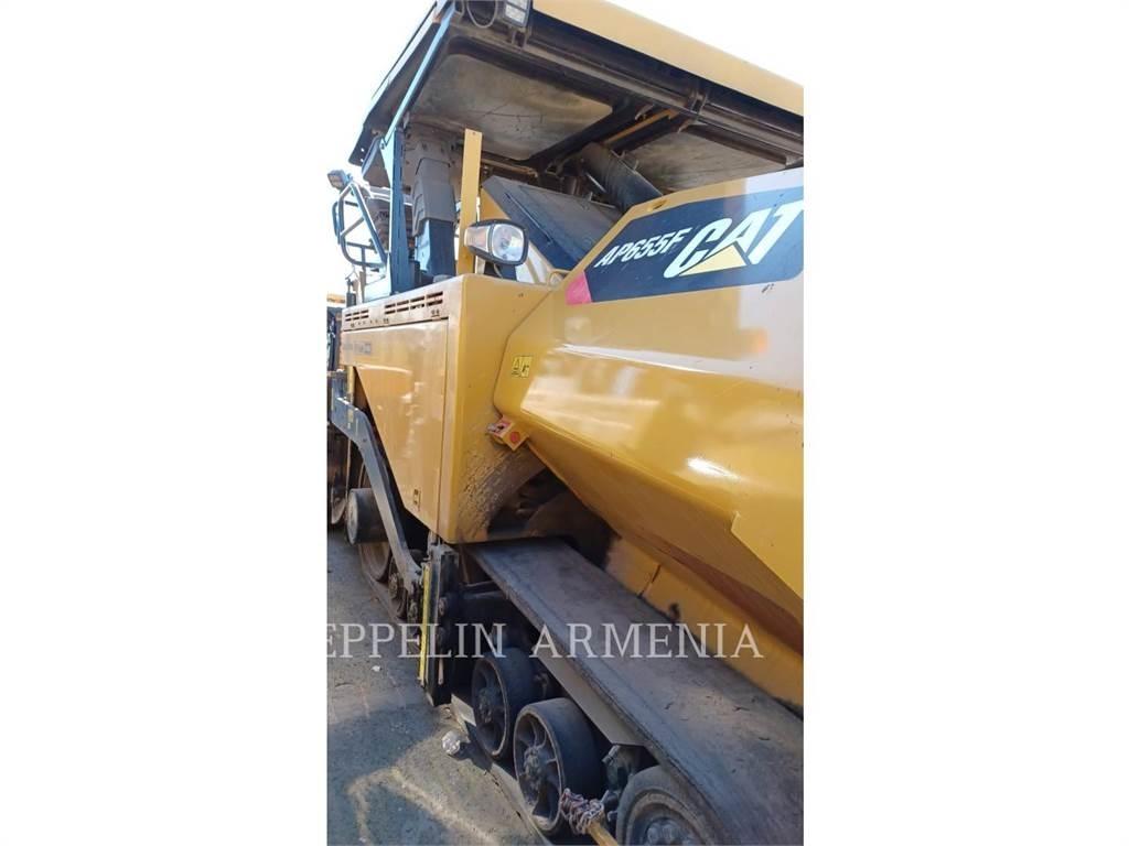 CAT AP655FLRC Επίστρωση ασφάλτου
