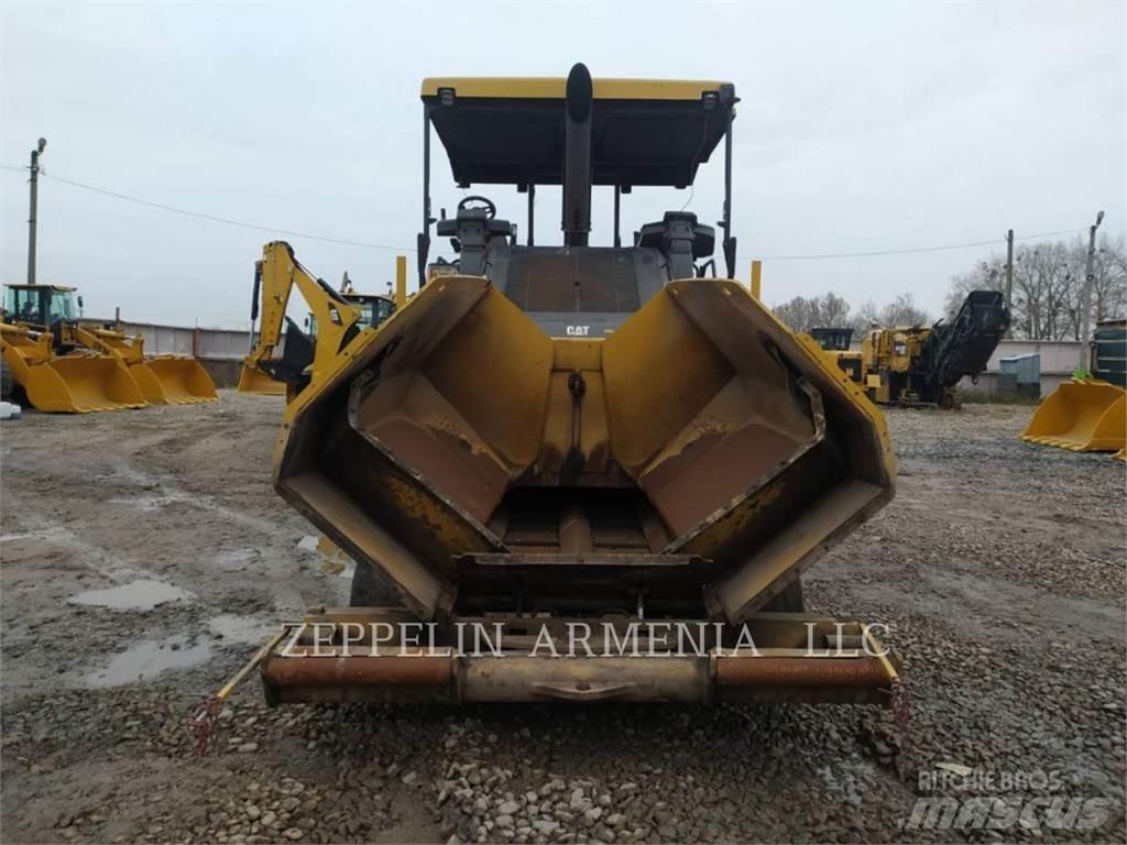 CAT AP655FLRC Επίστρωση ασφάλτου