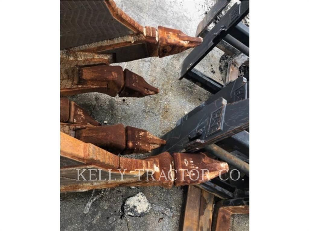 CAT BKT390D_47 Κουβάδες