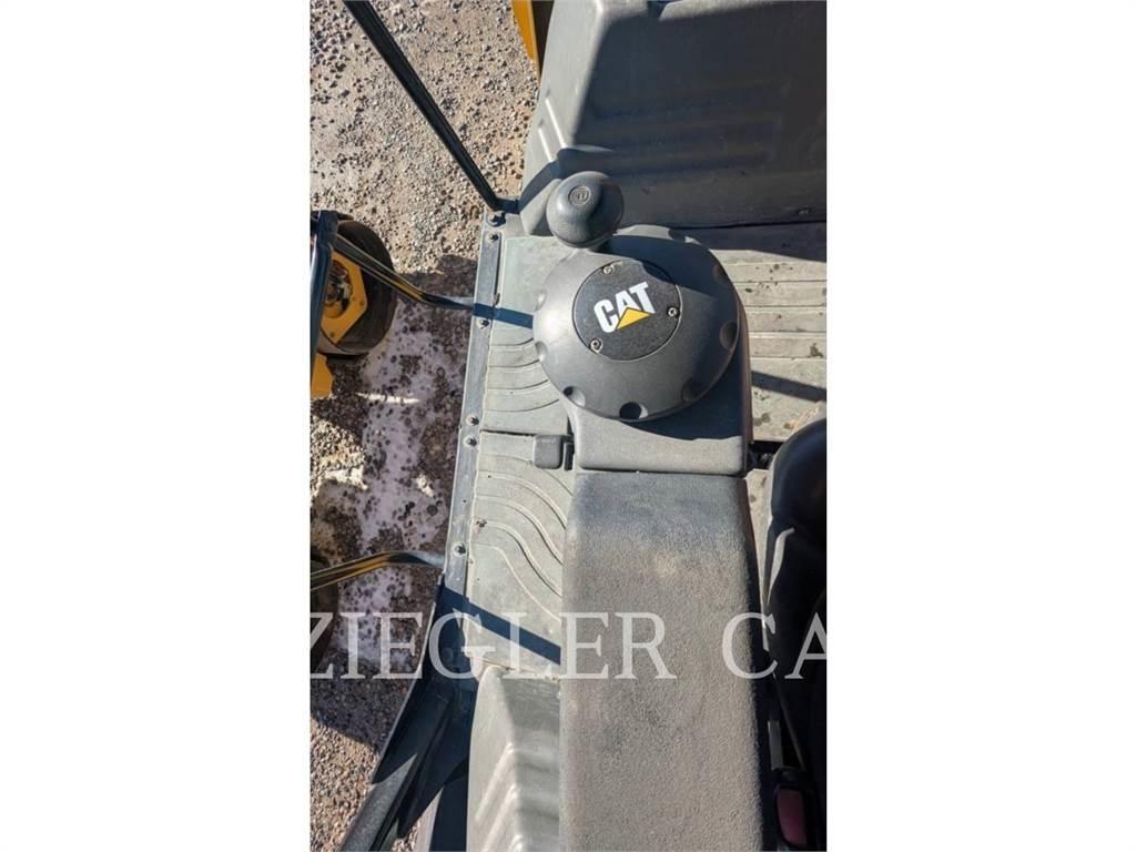 CAT CB10 Κύλινδροι συμπίεσης εδάφους