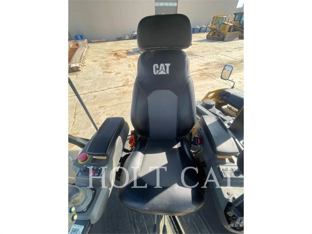 CAT CB10 Οδοστρωτήρες μονού κυλίνδρου
