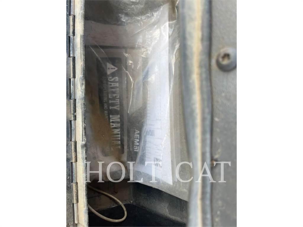 CAT CB13 Αποξέστες δρόμων