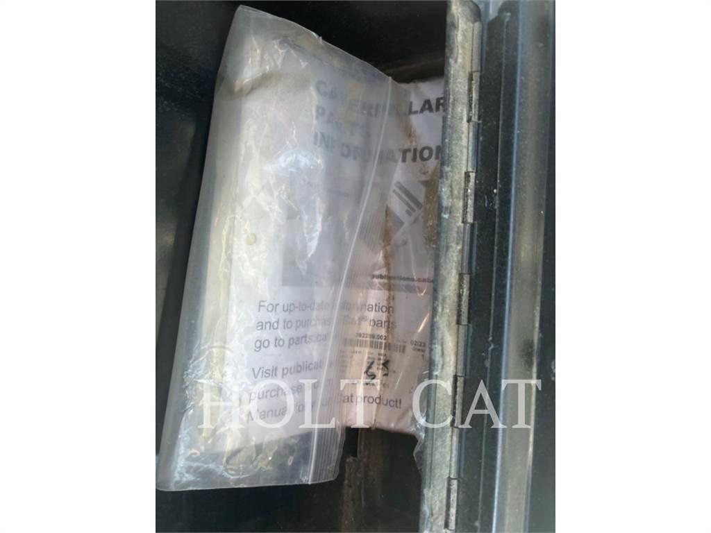 CAT CB13 Οδοστρωτήρες μονού κυλίνδρου