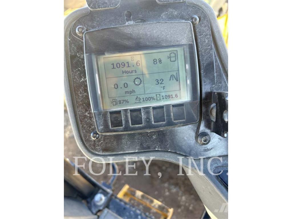 CAT CB13 Οδοστρωτήρες διπλού κυλίνδρου