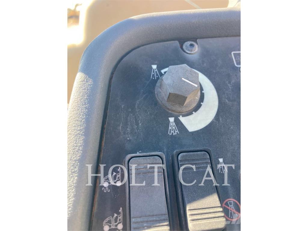 CAT CB14B Οδοστρωτήρες διπλού κυλίνδρου