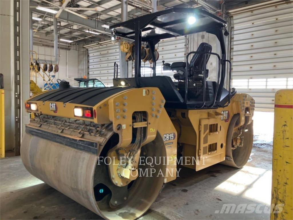 CAT CB15 Κύλινδροι συμπίεσης εδάφους