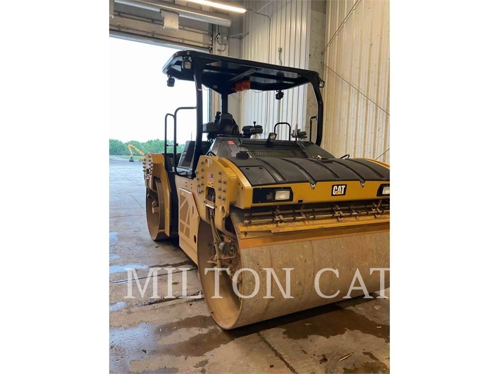 CAT CB15 Οδοστρωτήρες διπλού κυλίνδρου