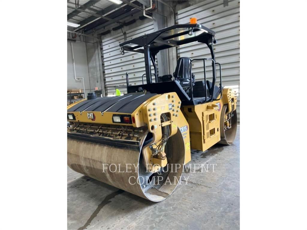 CAT CB15 Κύλινδροι συμπίεσης εδάφους