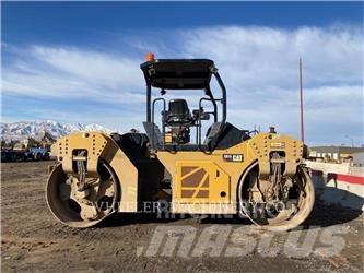 CAT CB15 Οδοστρωτήρες διπλού κυλίνδρου