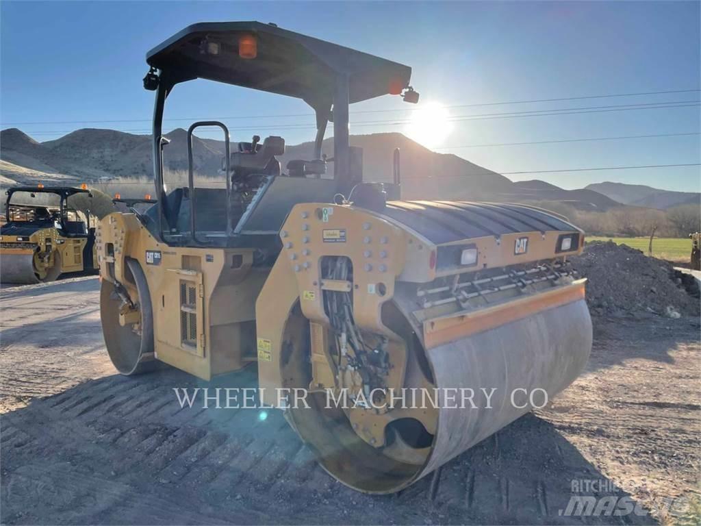 CAT CB15 Οδοστρωτήρες διπλού κυλίνδρου