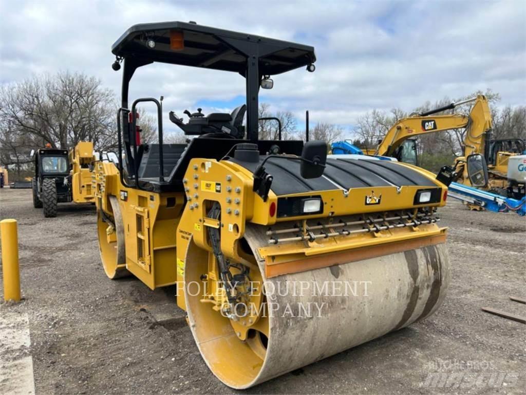 CAT CB15-01 Κύλινδροι συμπίεσης εδάφους