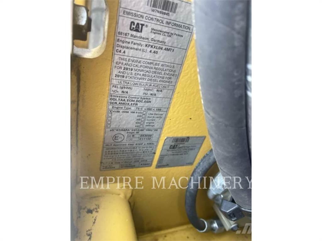 CAT CB15 5A Οδοστρωτήρες διπλού κυλίνδρου