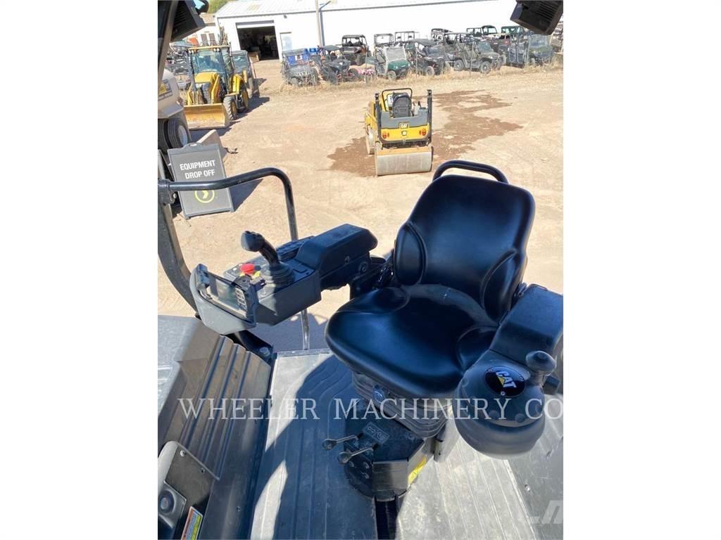 CAT CB15 CW Οδοστρωτήρες διπλού κυλίνδρου