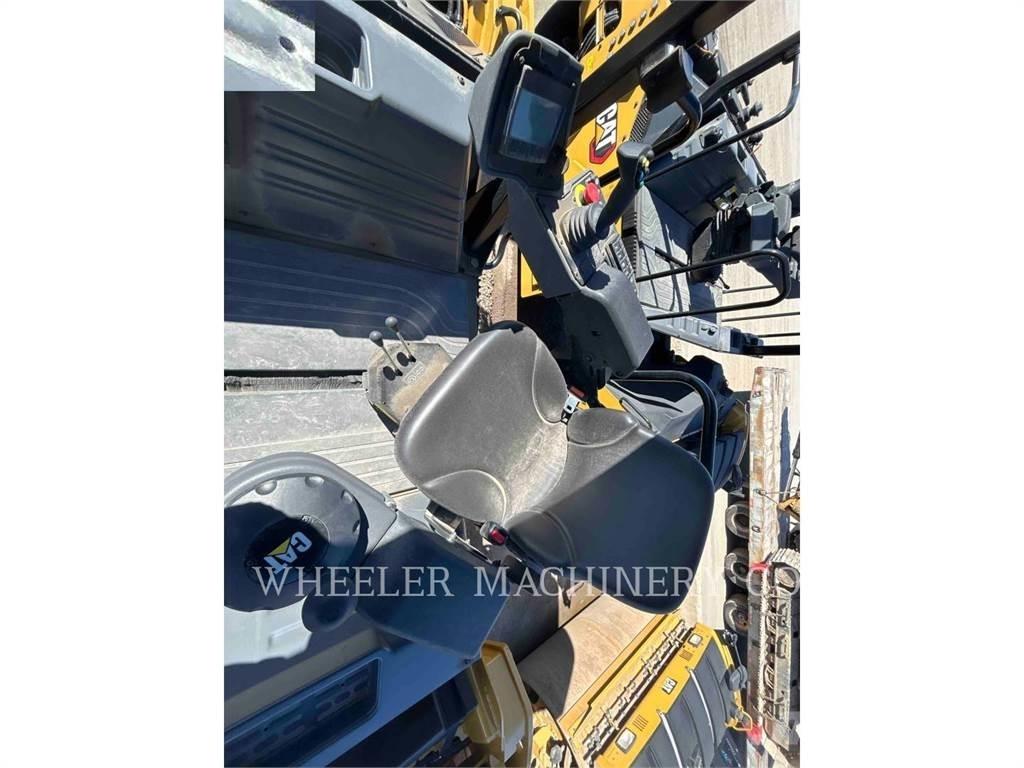 CAT CB15 CW VV Οδοστρωτήρες διπλού κυλίνδρου
