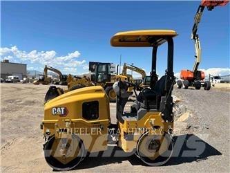 CAT CB2.5 Οδοστρωτήρες διπλού κυλίνδρου
