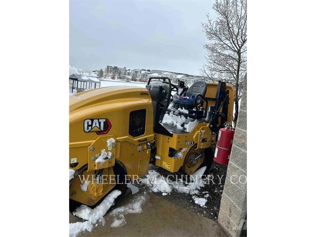 CAT CB2.5 Οδοστρωτήρες διπλού κυλίνδρου