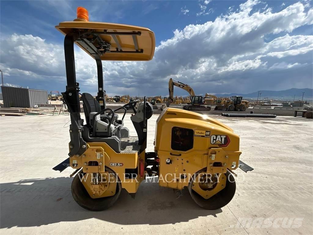 CAT CB2.5 GC Οδοστρωτήρες διπλού κυλίνδρου