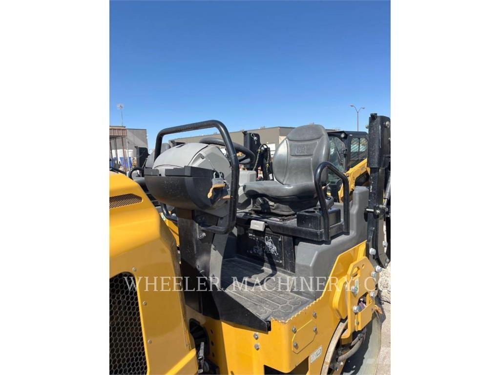 CAT CB2.5 GC Οδοστρωτήρες διπλού κυλίνδρου