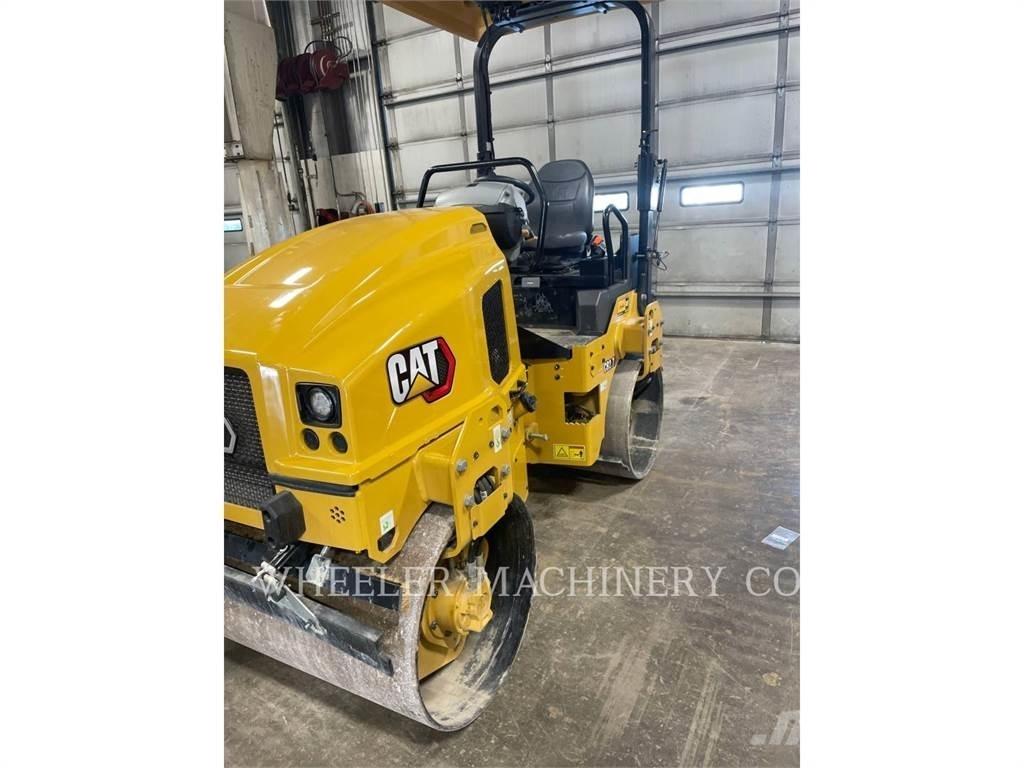 CAT CB2.7 Οδοστρωτήρες διπλού κυλίνδρου