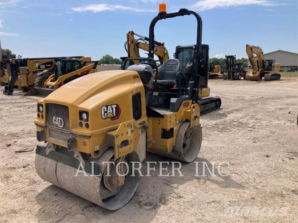 CAT CB2.7-03 Οδοστρωτήρες διπλού κυλίνδρου