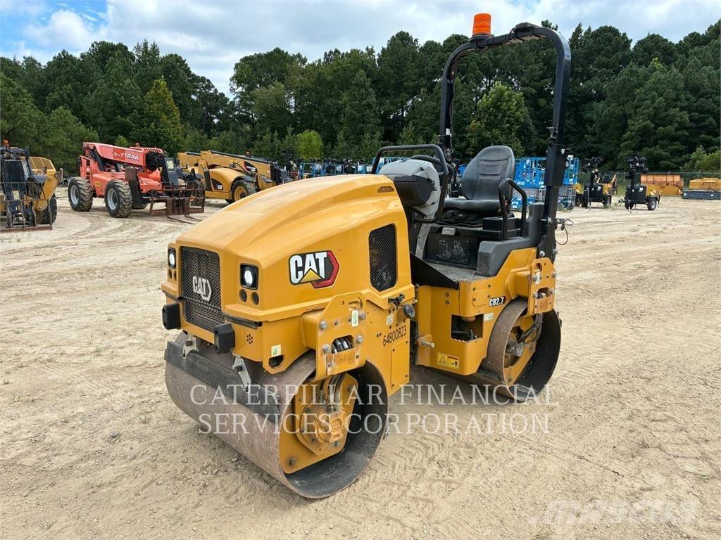 CAT CB2.703 Οδοστρωτήρες διπλού κυλίνδρου