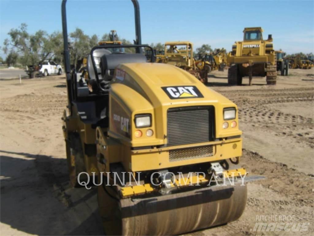 CAT CB24B Οδοστρωτήρες διπλού κυλίνδρου