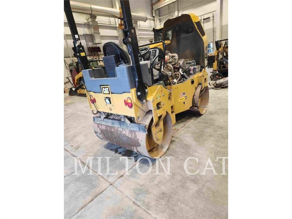 CAT CB34B Οδοστρωτήρες διπλού κυλίνδρου