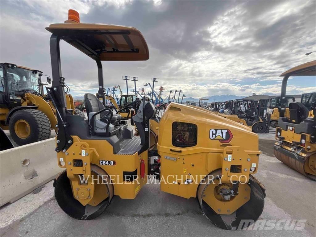 CAT CB4.0 Οδοστρωτήρες διπλού κυλίνδρου