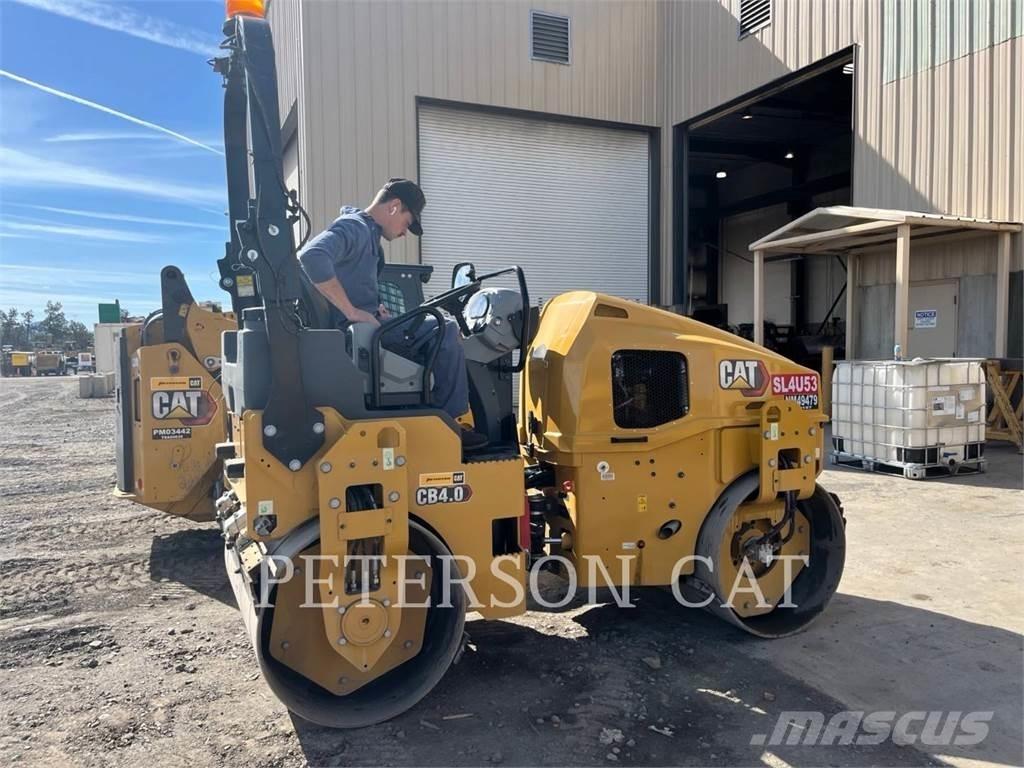 CAT CB4.0 Οδοστρωτήρες διπλού κυλίνδρου