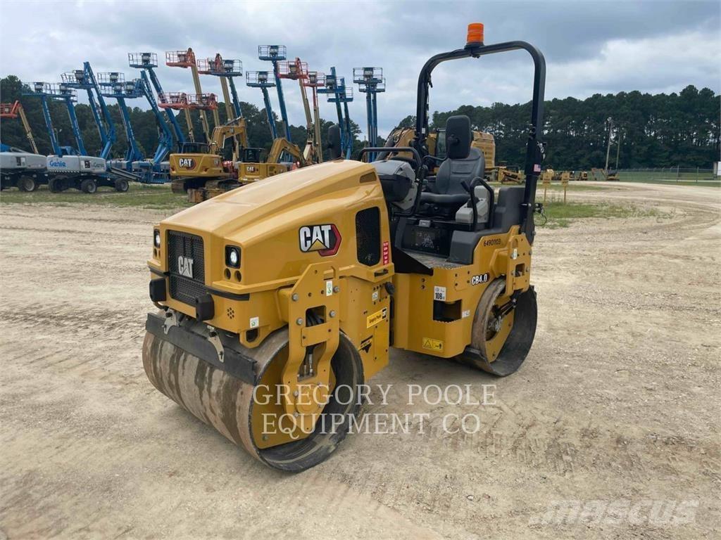 CAT CB4.003 Οδοστρωτήρες διπλού κυλίνδρου