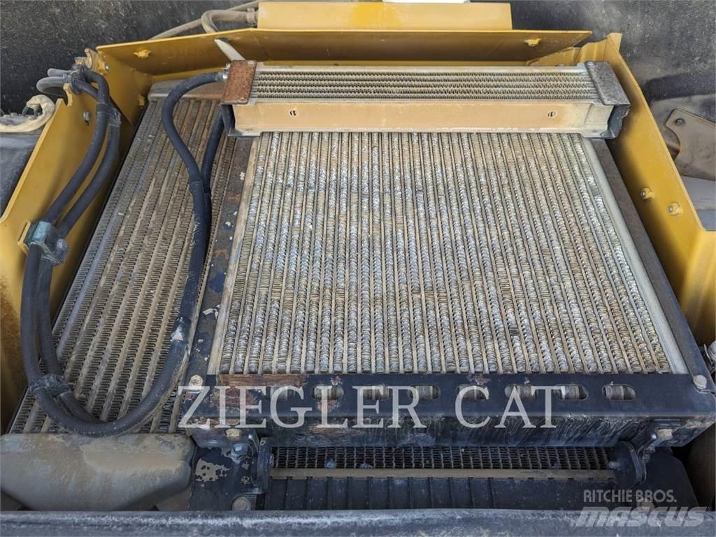 CAT CB64 Κύλινδροι συμπίεσης εδάφους