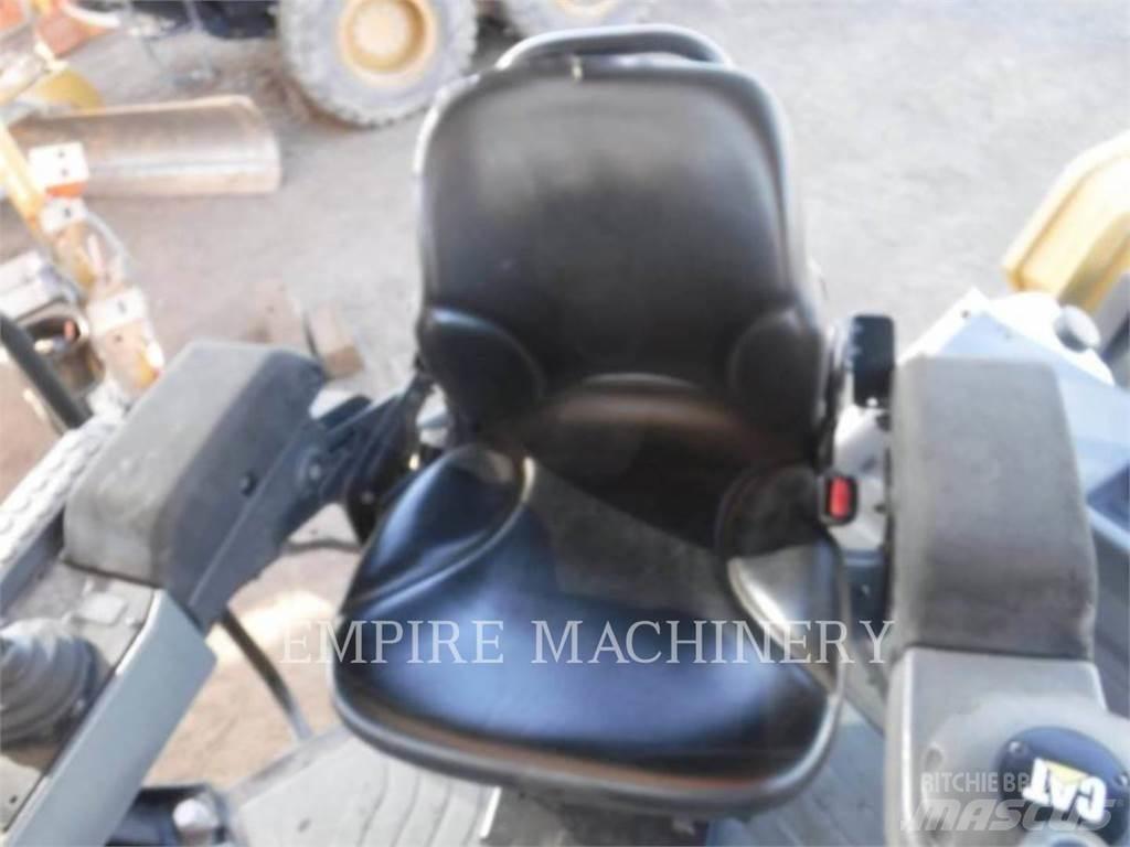 CAT CB66B Οδοστρωτήρες διπλού κυλίνδρου