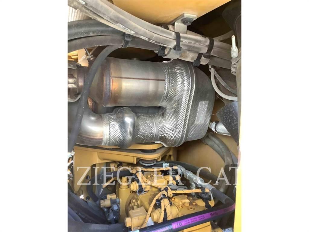 CAT CB68B Κύλινδροι συμπίεσης εδάφους