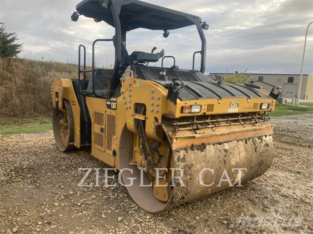 CAT CB68B Κύλινδροι συμπίεσης εδάφους
