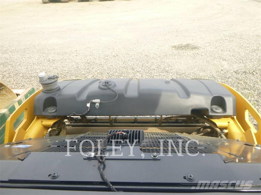 CAT CB7-02 Οδοστρωτήρες διπλού κυλίνδρου