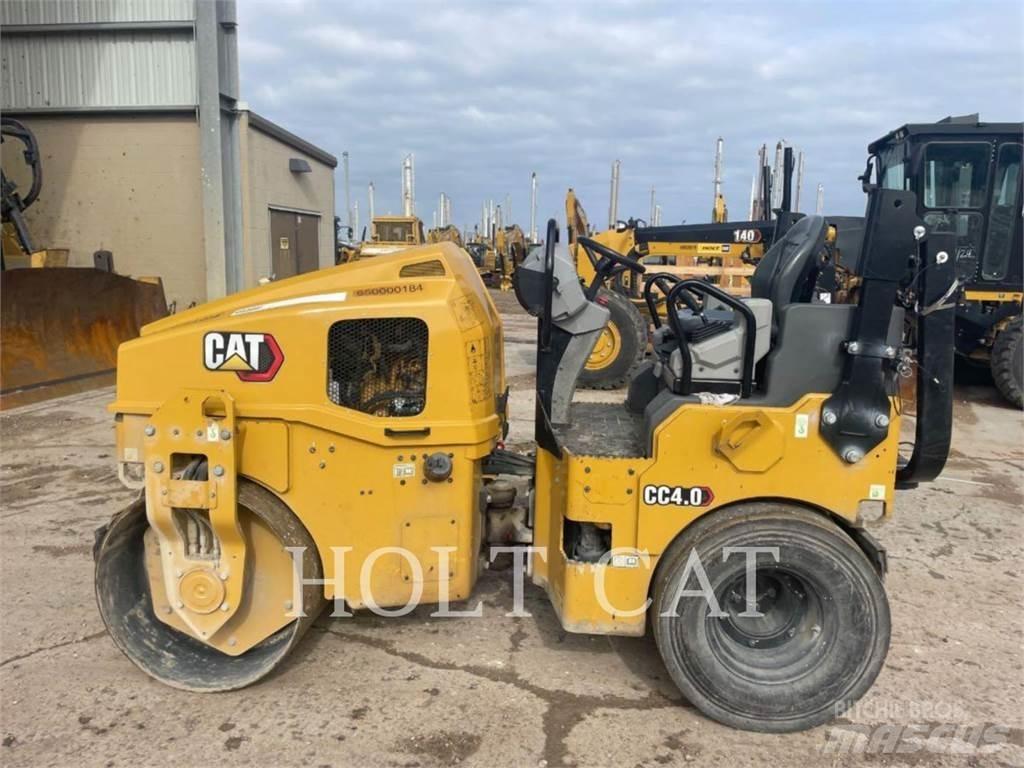CAT CC4.0 Μπουλντόζες με λάστιχα