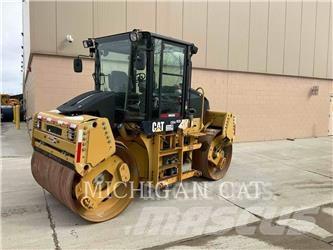 CAT CD54 Οδοστρωτήρες διπλού κυλίνδρου