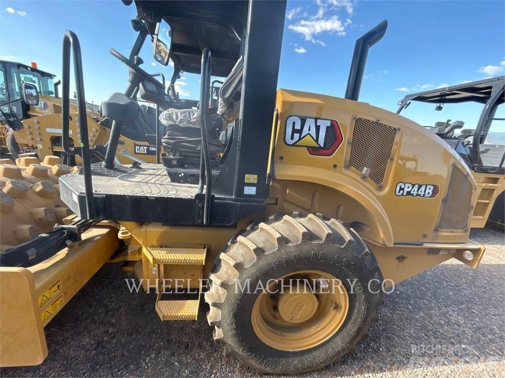 CAT CP44B Οδοστρωτήρες μονού κυλίνδρου