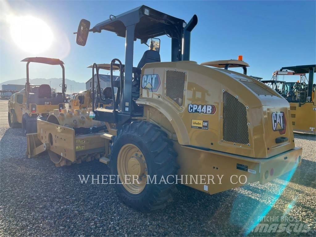 CAT CP44B Οδοστρωτήρες μονού κυλίνδρου