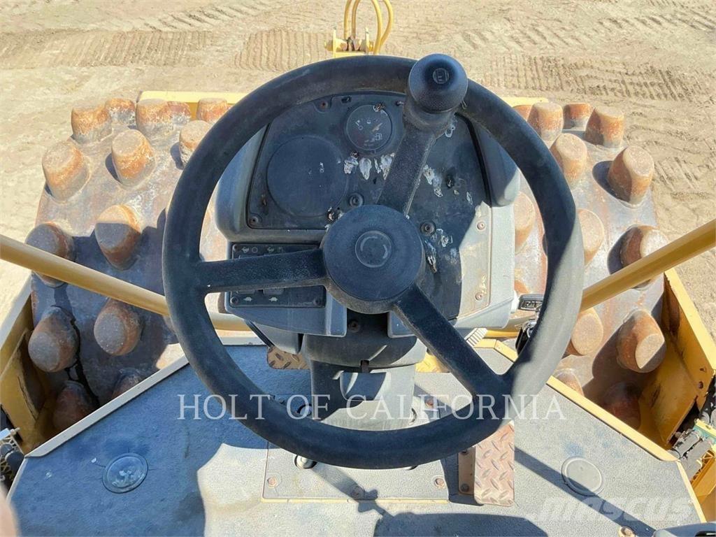CAT CP56 Οδοστρωτήρες μονού κυλίνδρου