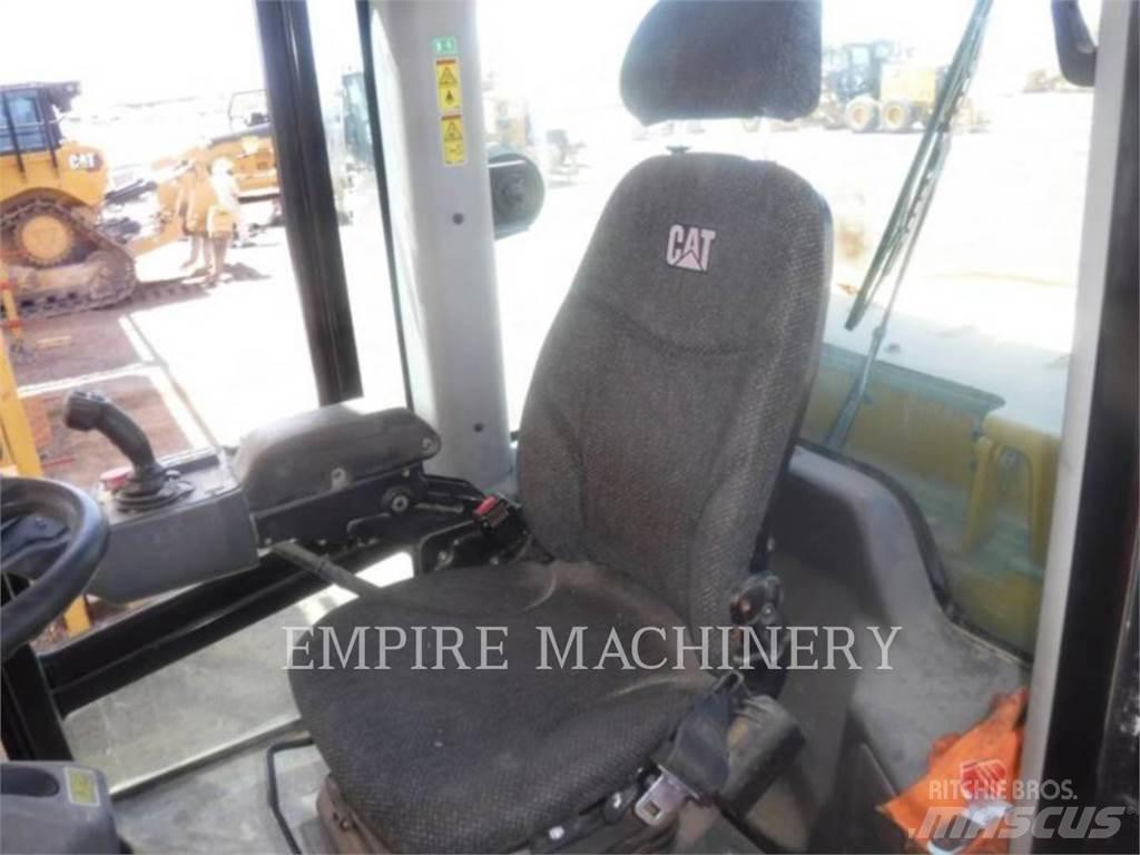 CAT CP56B Οδοστρωτήρες μονού κυλίνδρου