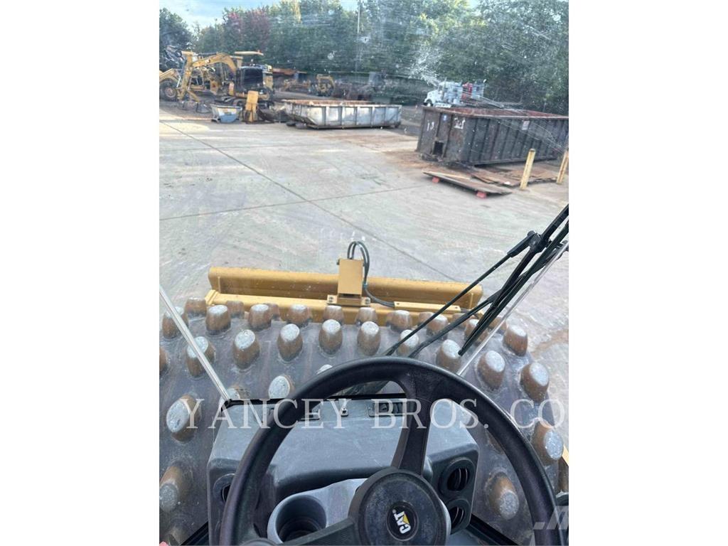 CAT CP56B Οδοστρωτήρες μονού κυλίνδρου