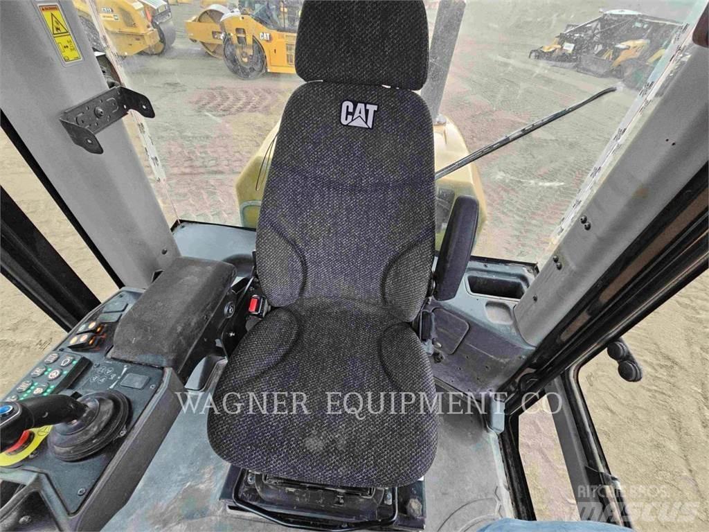 CAT CP56B Κύλινδροι συμπίεσης εδάφους